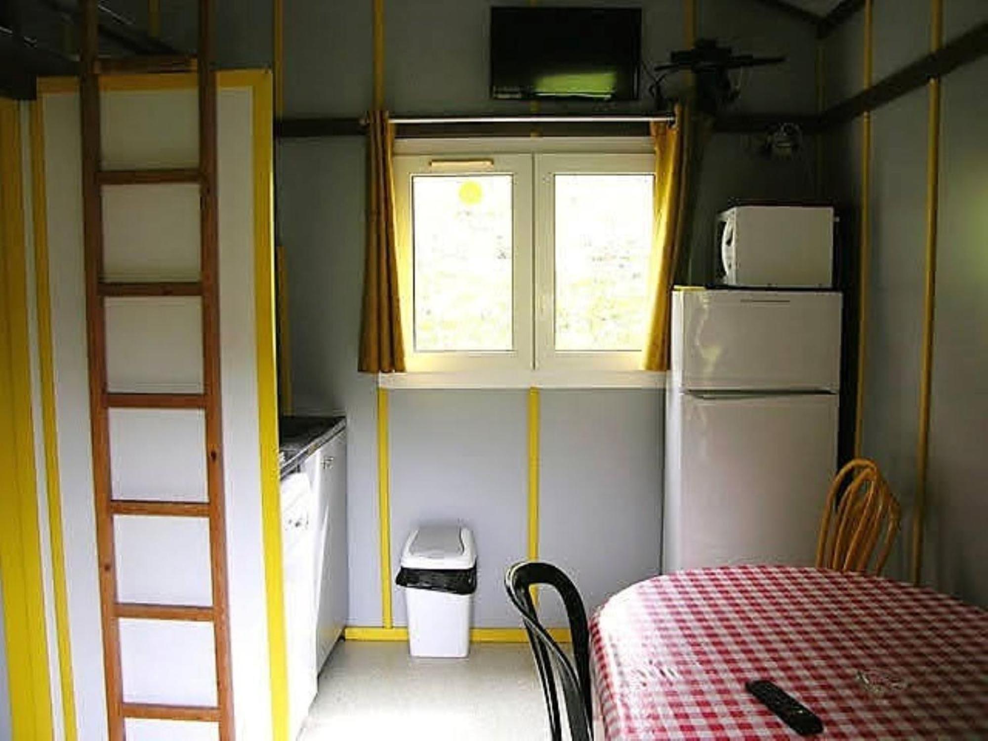 la Frégière Chalets Clairvaux-d'Aveyron Extérieur photo