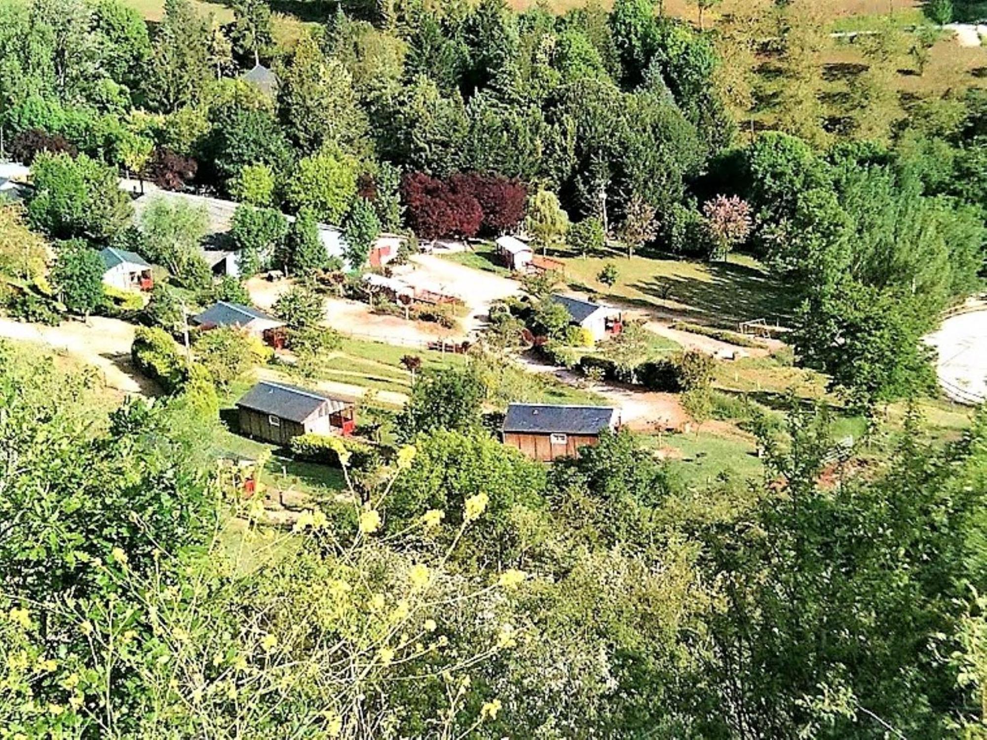 la Frégière Chalets Clairvaux-d'Aveyron Extérieur photo